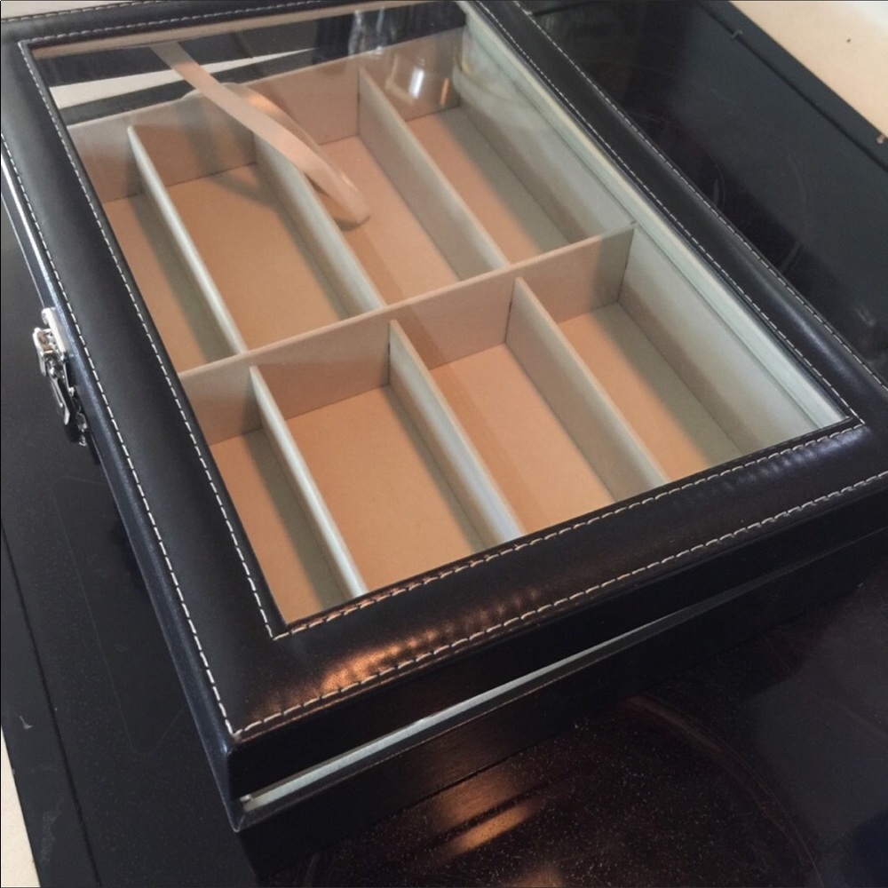 Sunglasses display storage travel leather case - Picture 2 of 8